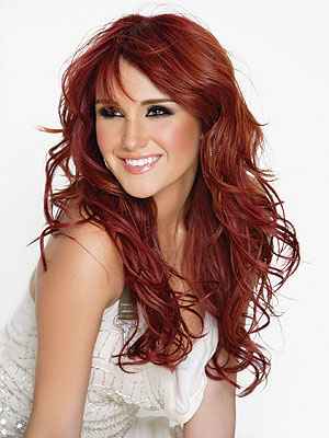 dulce-maria-da-vuelta-a-la-pagina-a-rbd-musicaout.jpg